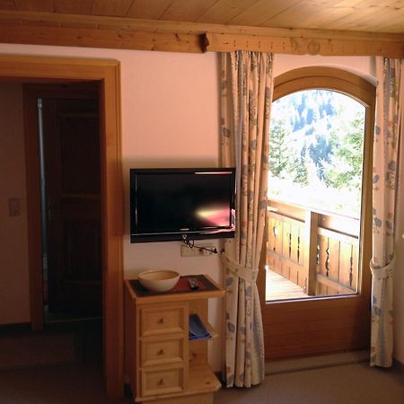 Hotel Haus Vasul Sankt Anton am Arlberg Habitación foto